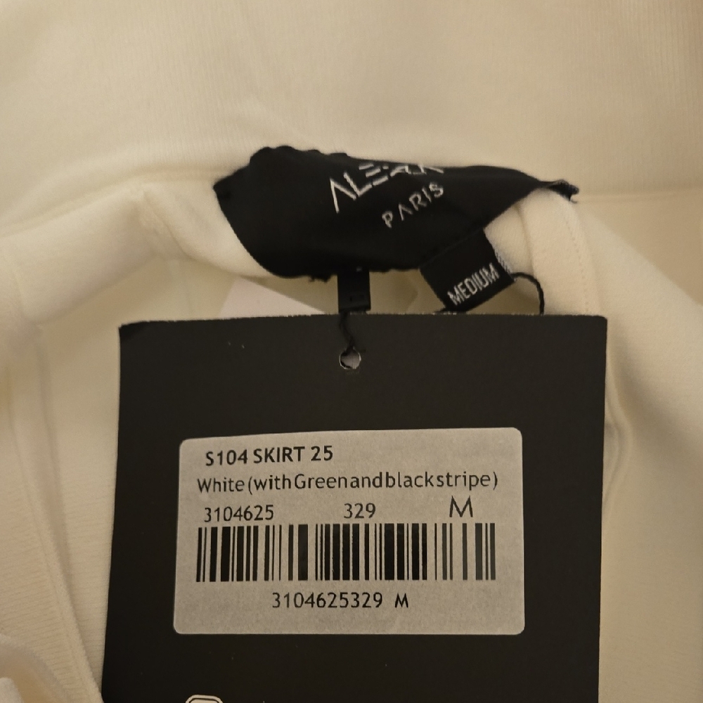 Aleeza Paris White Knit Pleated Tennis Skirt With Aleeza Strip - Picture 3 of 3